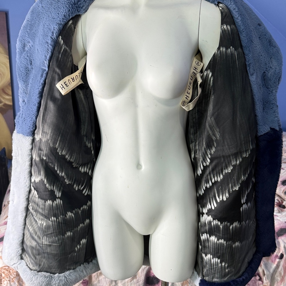 Heurueh Colorblock Faux Fur Coat - Picture 6 of 11